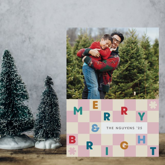 Convite Pink Checkerboard Merry & Bright Christmas Card (Criador carregado)
