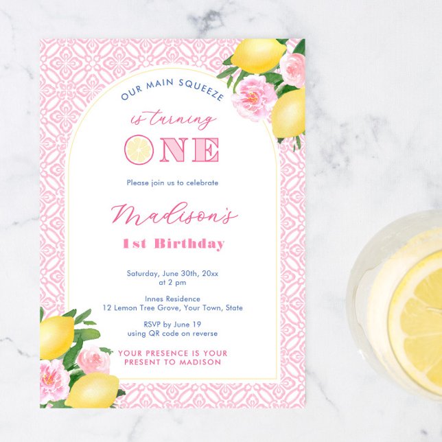 Convite Pink Citrus Main Squeeze Girl's 1st Birthday Party (Girly pretty pink Main Squeeze 1st birthday party invitations for a little girl with lemons)