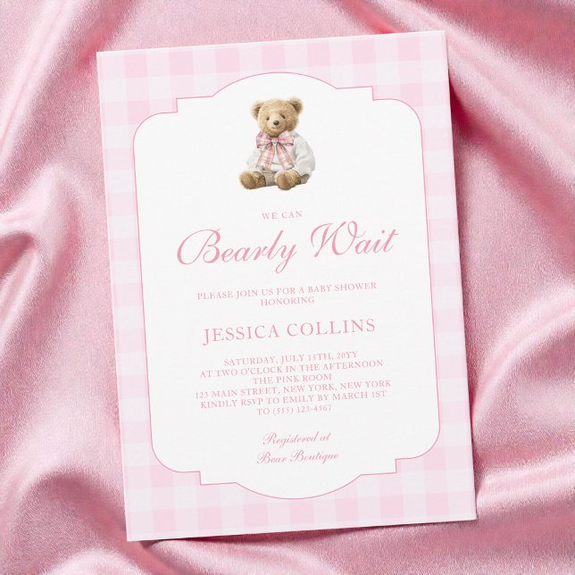 Convite Pink Gingham Girl We Can Bearly Wait Baby Shower (Pink Gingham Girl We Can Bearly Wait Baby Shower Invitation)