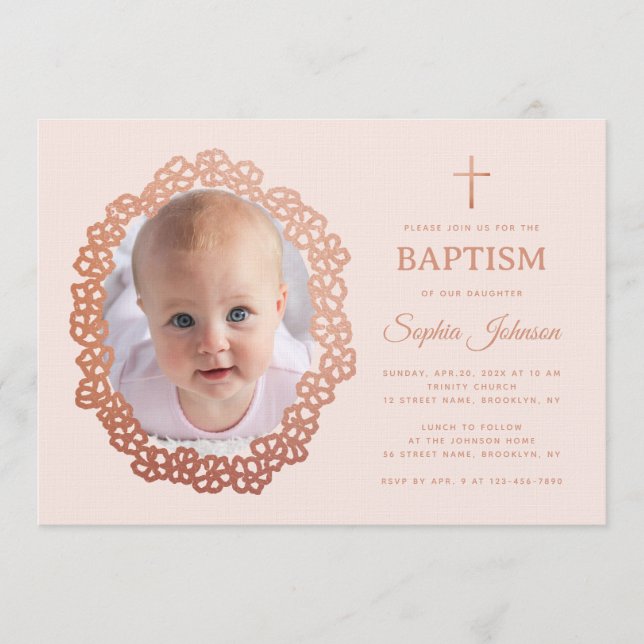 Convite Pink Girl Baptism Photo in Rose Gold Floral Wreath (Frente)