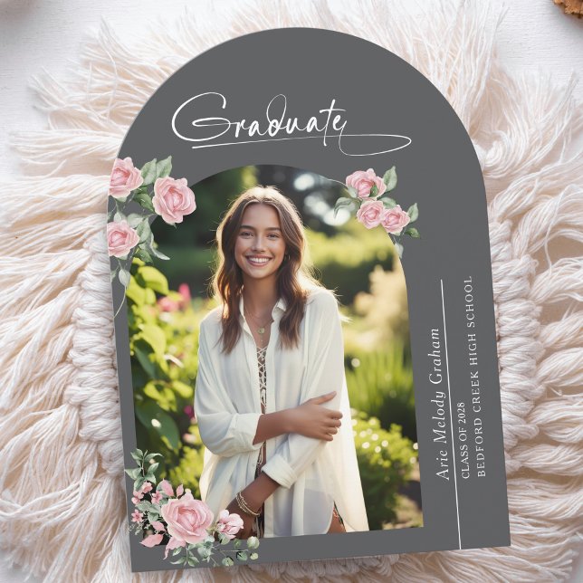 Convite Pink Roses Script Photo Graduation Announcement (Criador carregado)