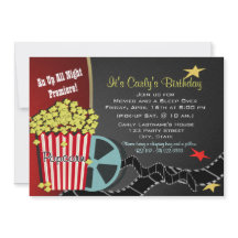 Pipoca e Filme Dormindo sobre