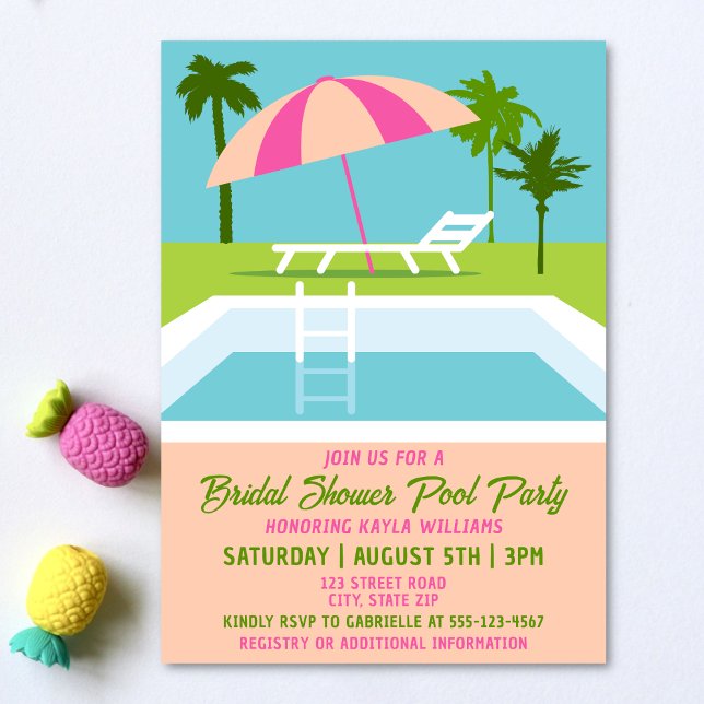 Convite Piscina de natação tropical do Partido da Piscina  (Bridal shower pool party invitation on a light background with tropical pineapple decorations.)