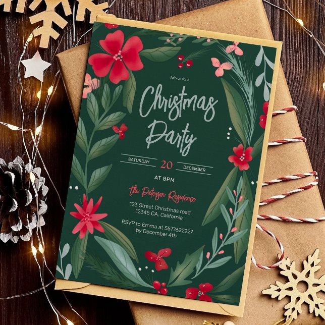 Convite Piso floral verde-vermelho Pasta verde-de-Natal (Red green floral wreath pattern Christmas red Invitation on green)
