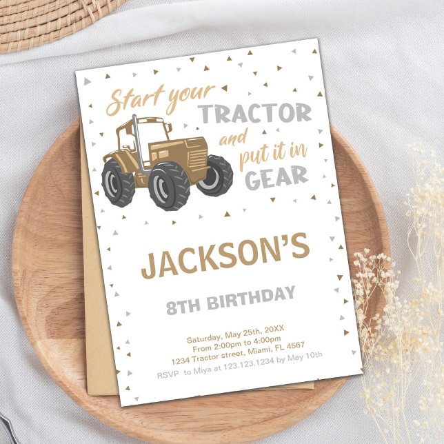 Convite Placa de festa de Fazenda russa para meninos (Brown Tractor Birthday Invitations)