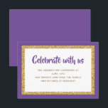 Convite Placa de inserção Mitzvah do Bar brilhante púrpura<br><div class="desc">Esta placa de inserção de tendência apresenta letras em negrito na parte frontal,  com uma aparência em camadas em branco e brilho dourado,  e uma parte traseira de cor sólida. Adicione seu texto usando o formulário modelo. Altere a fonte,  o layout e as cores usando o recurso Personalizar.</div>