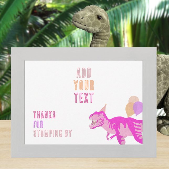 Convite Placa de Sinalização Editável de Paisagem Rosa T-R (It's easy to personalize these pink dinosaur birthday tabletop signs)