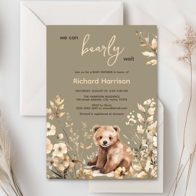 Convite Podemos esperar o chá de fraldas (Cute watercolor forest bear with rustic beige flowers baby shower invitation)