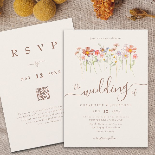 Convite Prado de Flores Silvestres Bege Terracota código Q (Boho WILDFLOWER MEADOW BOHO FLORAL BEIGE WEDDING QR CODE INVITATION whimsical elegant script )