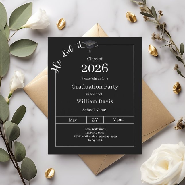 Convite preto e branco de festa de formatura Ele c (Criador carregado)