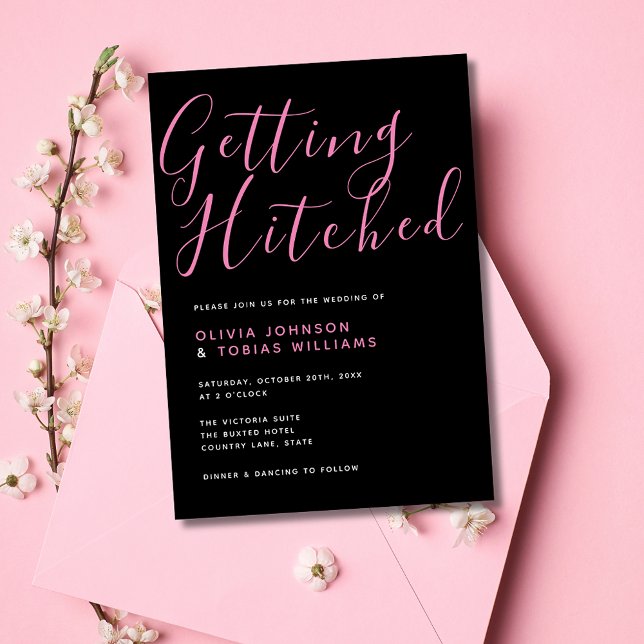 Convite Preto e Rosa Modernos é Atingido (Stylish black and pink script typography wedding invitation for the modern couple for minimal look.)