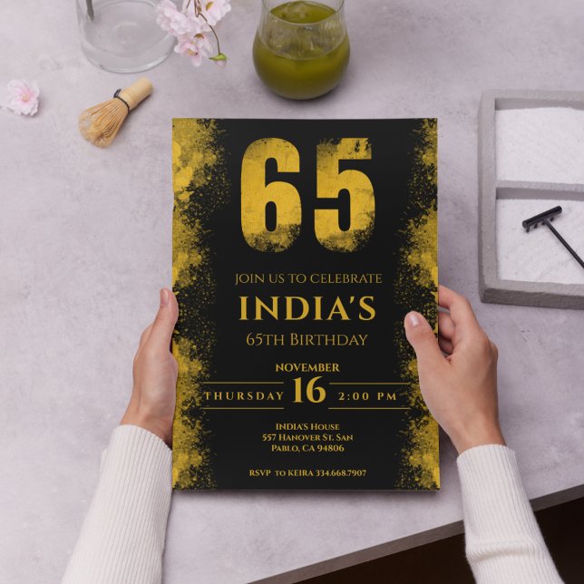 Convite Preto Elegante e Dourada 65ª Festa de aniversário (Criador carregado)