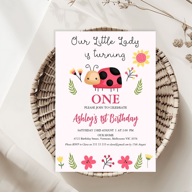 Convite Preto Vermelho Floral Nosso Pequeno primeiro anive (Little Lady Ladybug 1st Birthday Invitation Template Cute, Floral Ladybug Birthday Invitation, Pink)