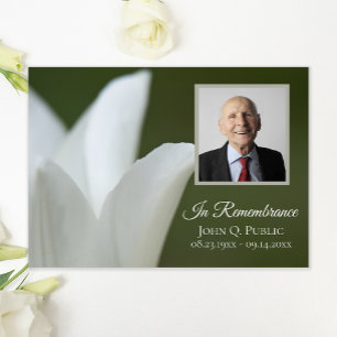 Convite Primavera Branco Tulip sobre o Aniversário da Mort