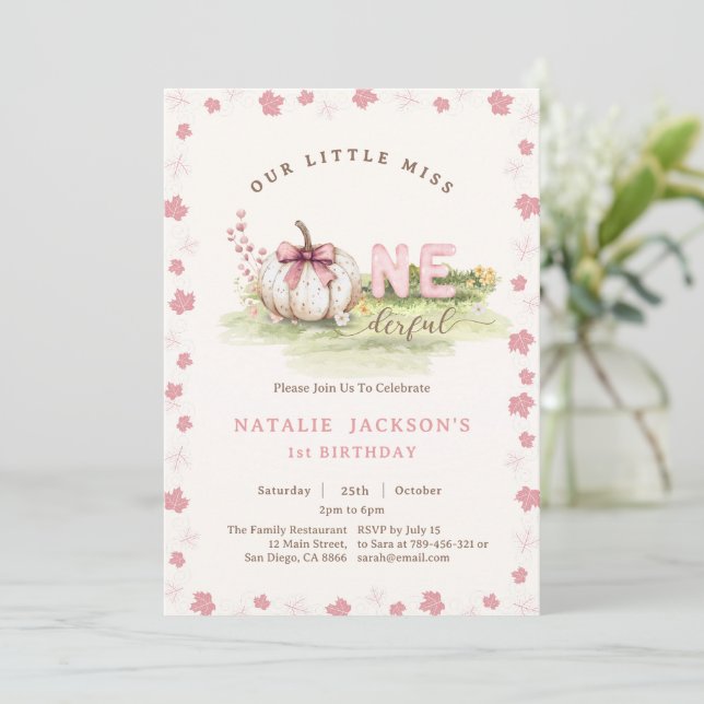 Convite Primeiro aniversario de Abóbora Arco Rosa OneMarav (Em pé/Frente)