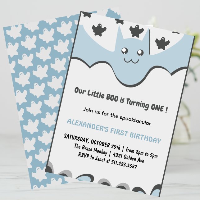 Convite Primeiro aniversario de Dia das Bruxas do Pequeno  (Halloween-1st-Birthday-Invitation-Ghost-Flying-bat-Little-boo-blue-1)