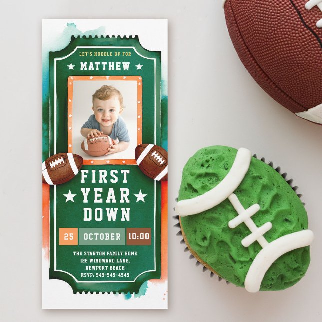 Convite Primeiro aniversario de Foto Verde de Bilhete de F (first year down football birthday invitation photo watercolor sports ticket boy green orange)