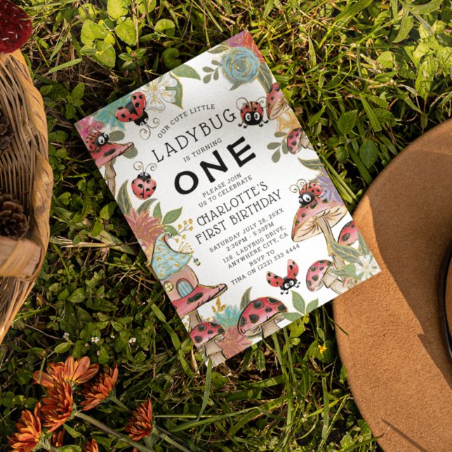 Convite Primeiro aniversario de Meninas de Cute Ladybug, d (Criador carregado)