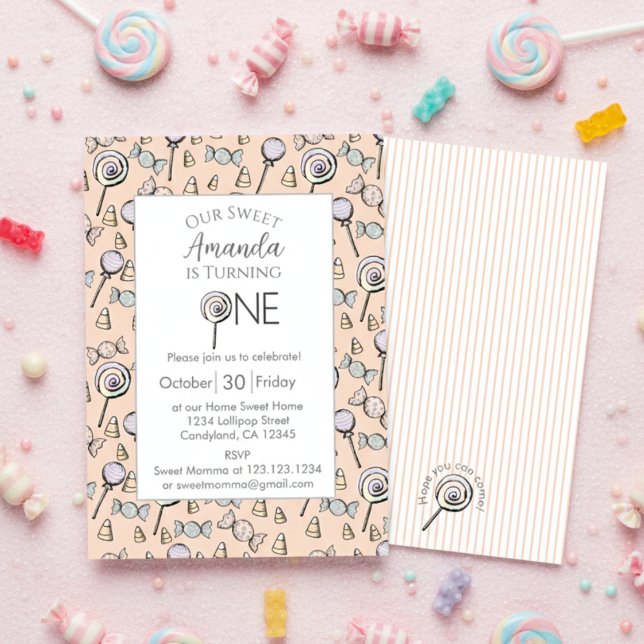Convite Primeiro aniversario de Tema Doce Um Docinho (Orange 1st Birthday Invitation Card for Baby Girl. Sweet One Candy Theme with Colorful Lollipop.)