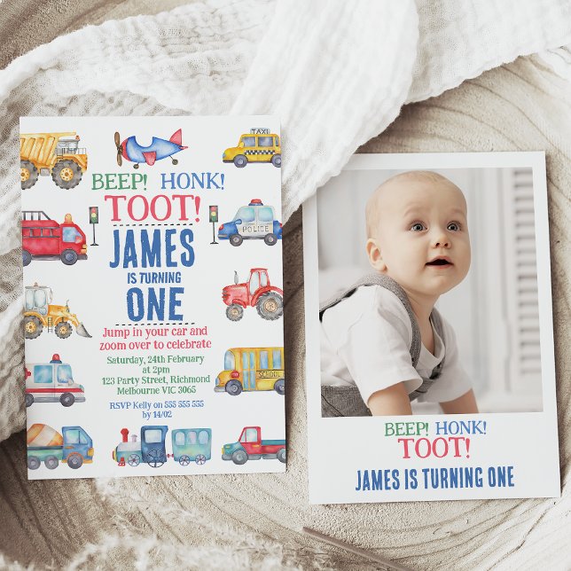 Convite Primeiro aniversario de Transporte de Fotografias  (Cute modern transport themed boys 1st birthday invitation with various vehicles and photo on back.)