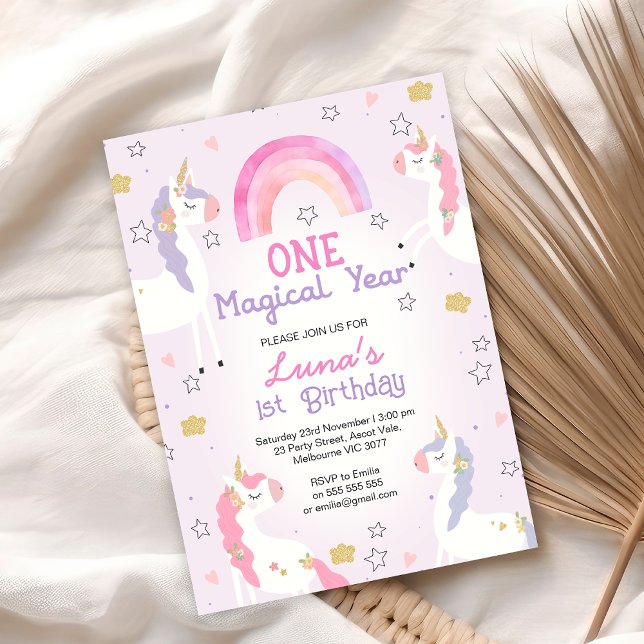 Convite Primeiro aniversario de Um Ano Mágico do Unicórnio (Girls One magical Year Unicorn 1st Birthday Invitation Rainbow Pink Purple Unicorn First Birthday)