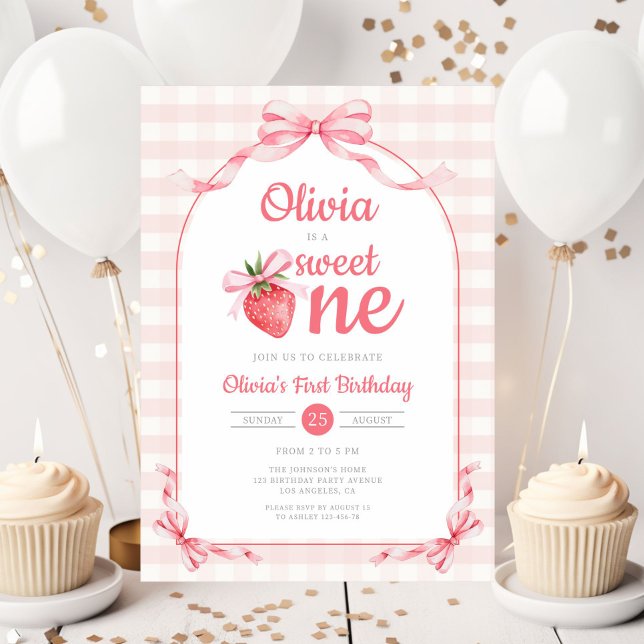 Convite Primeiro aniversario de uma garota de morango doce (Sweet One Strawberry Girl 1st Birthday Invitation)