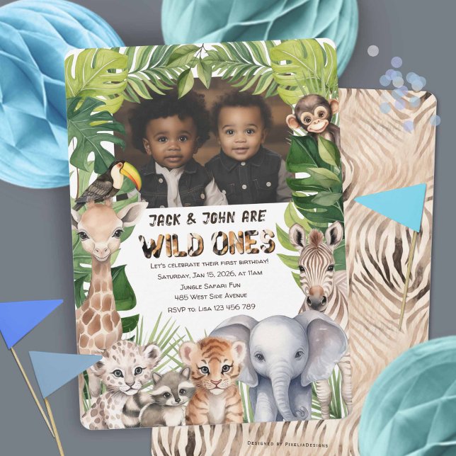 Convite Primeiro aniversario Wild One Twins Foto de aniver (Twins first birthday invites, wild one jungle safari themed invites.)
