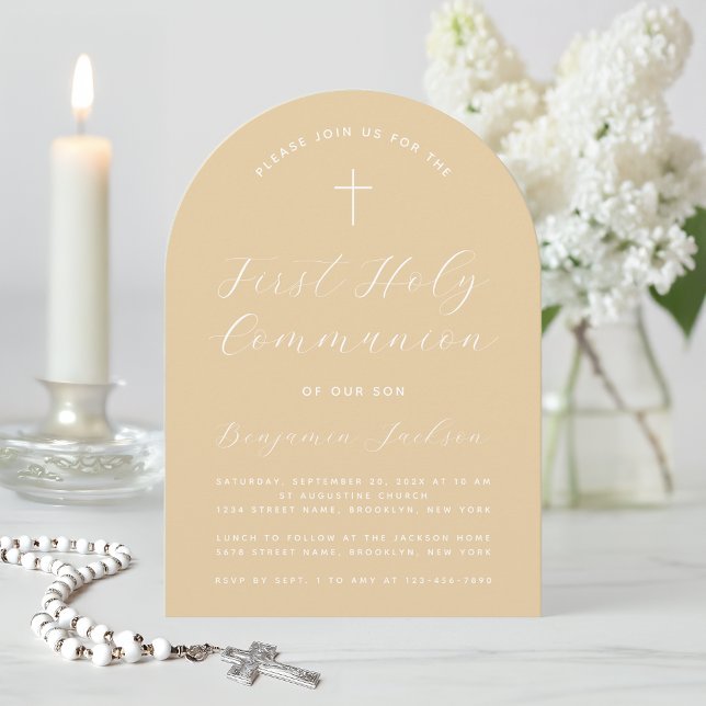 Convite Primeiro Scripts Moderno Simples Beige Arch Comuni (Criador carregado)