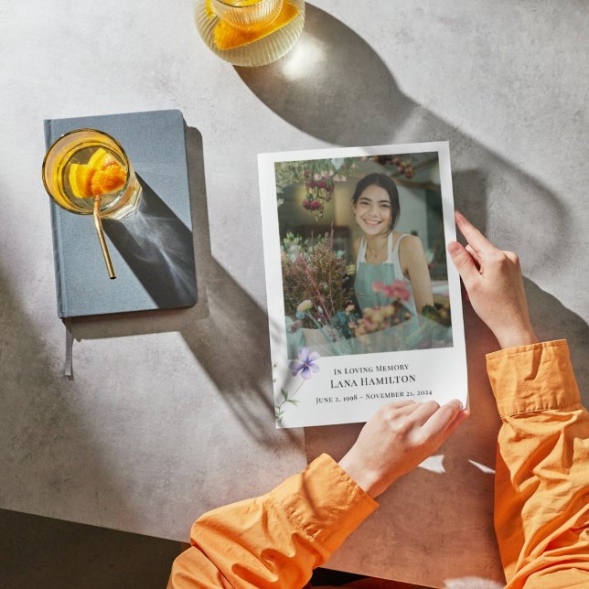 Convite Programa Funeral Fotográfico Purple Lilly Simple (Criador carregado)