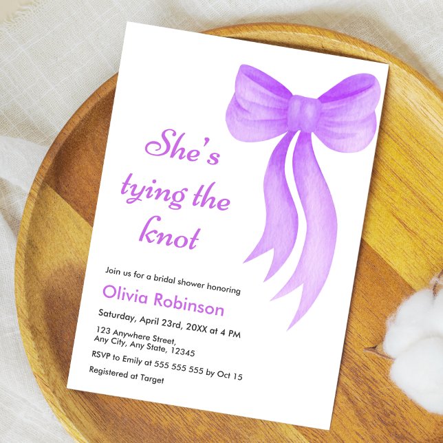 Convite Purple Bow She's Tying the Knot Bridal Shower  (Purple Bow She's Tying the Knot Bridal Shower Invitation )