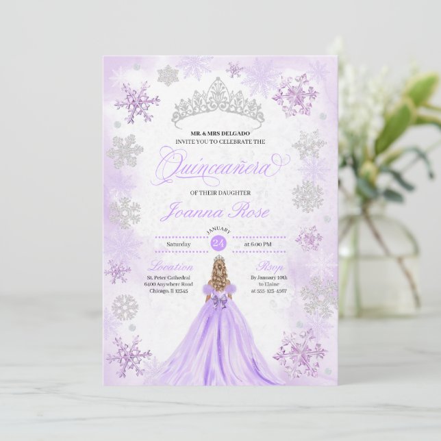 Convite Purple Winter Wonderland Snowflake Quinceanera (Em pé/Frente)