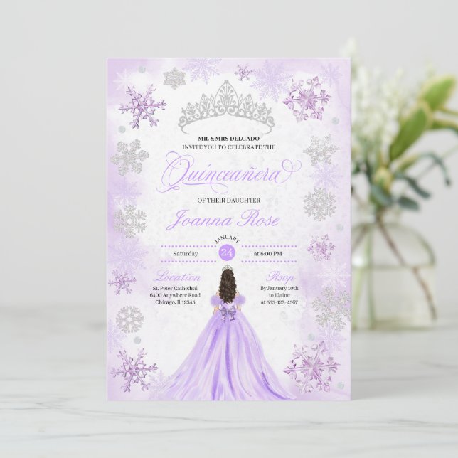 Convite Purple Winter Wonderland Snowflake Quinceanera (Em pé/Frente)