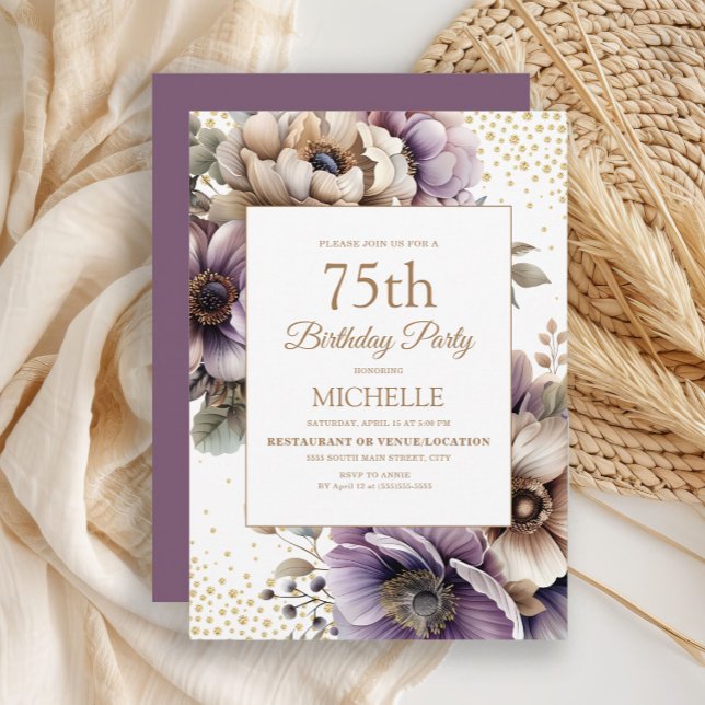 Convite Púrpura Ivory Florall Dourada Glitter 75º aniversá (Elegant purple and ivory watercolor floral women's 75th birthday party invitation)