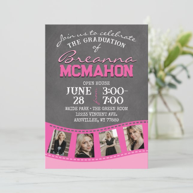 Convite Quadro de Chalkboard Rosa 5 Graduação de Imagem (Em pé/Frente)