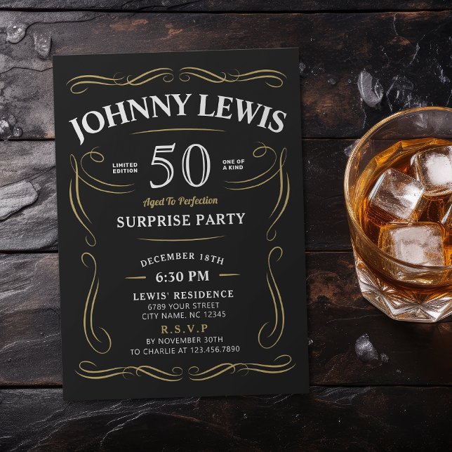 Convite Qualquer uísque etário temia surpresa 50 anos (Any age whiskey themed surprise 50th birthday invitation)
