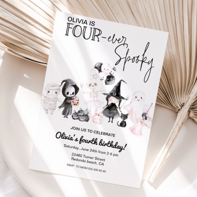 Convite Quatro, uma garota rosa assustadora, Dia dos 4 ano (Four ever spooky pink halloween birthday invitation)