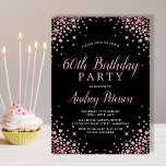 Convite Quic Modern Rosa Dourado Glitter Black 60º Anivers<br><div class="desc">Chic Elegant Modern Sparkle Rosa Dourado Glitter Black 60º Convite de Aniversário. Este convite de festas de Aniversário Adulto Girly XVI (para ela, em qualquer idade) apresenta um elegante roteiro de caligrafia com letra de mão e um quadro de brilho de diamante rosa em fundo preto. Ideal para uma celebração...</div>