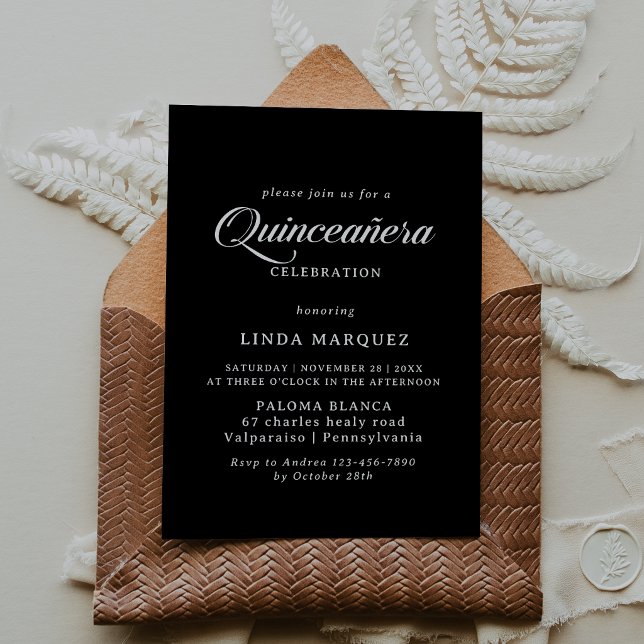 Convite Quinceañera Clássica em Preto e Branco com Caligra (Criador carregado)