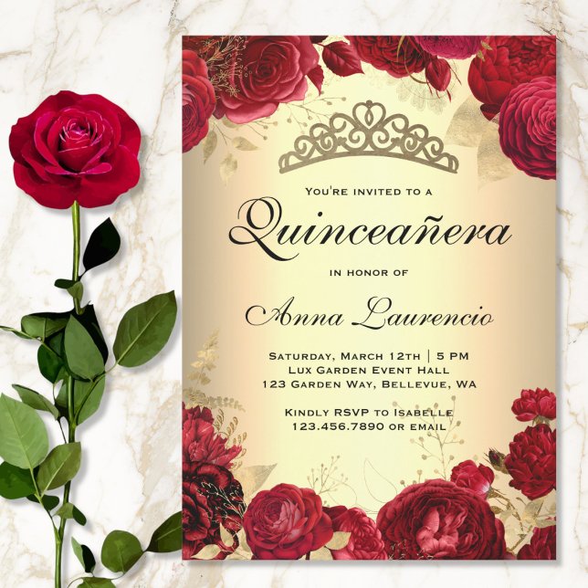 Convite Quinceanera Dourada do Rosa vermelha (Criador carregado)