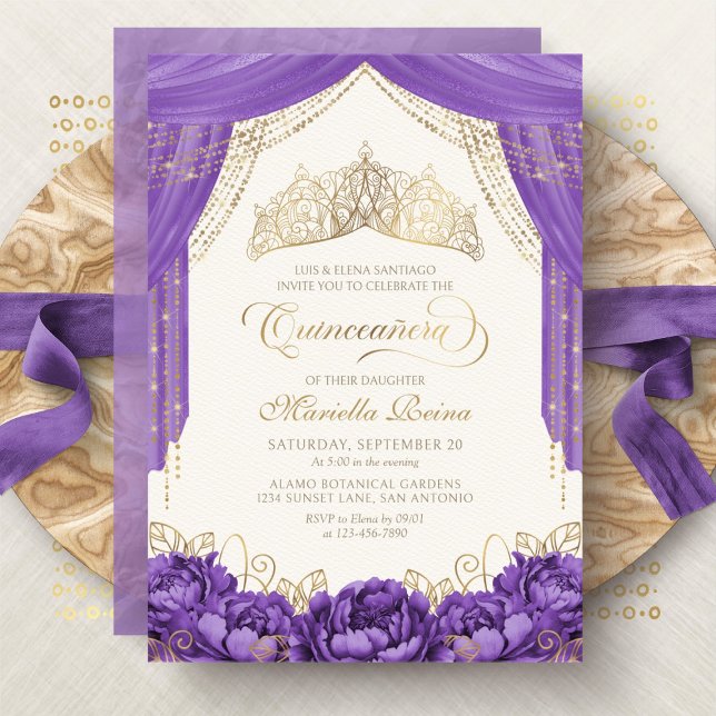 Convite Quinceanera Floral Coroa Púrpura Elegante (Criador carregado)
