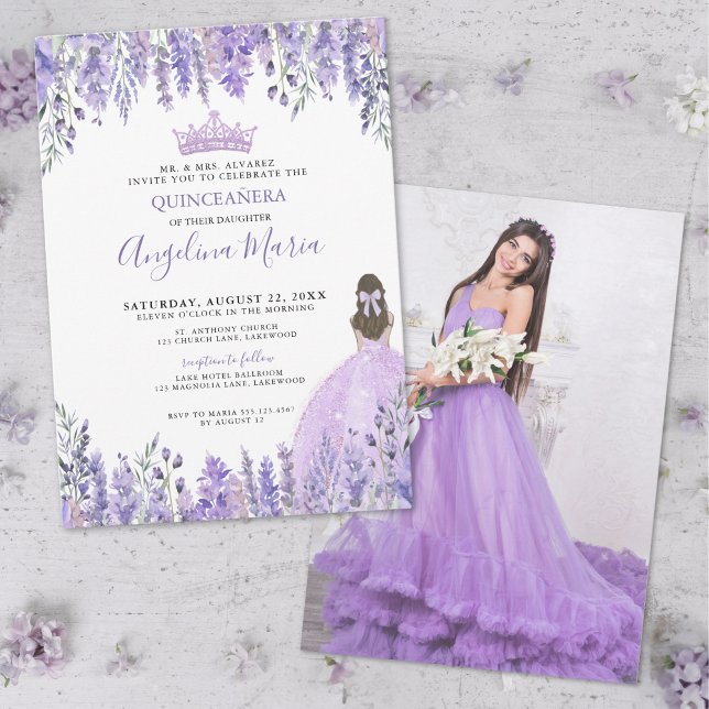 Convite Quinceañera Floral de Foto Púrpura (Purple Lavender Photo Floral Quinceañera Invitation)