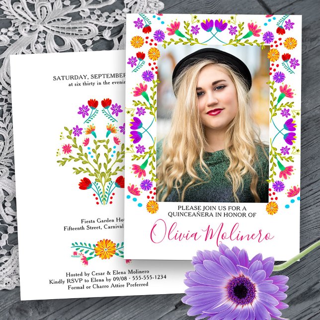 Convite Quinceanera Mexicana Fiesta Floral White Foto (Quinceanera Photo Invitation from Mexican Fiesta Flowers Quinceanera Collection -printed or digital)