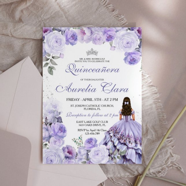 Convite Quinceañera Purple Lilac Floral Princesa Espanhola (Criador carregado)