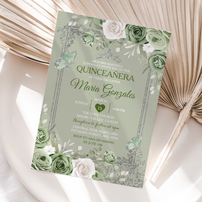 Convite Quinceañera Sage Green Silver Crown Button (Criador carregado)