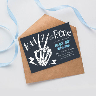 Convite Rad TWO the Bone, Boys Halloween Second Birthday