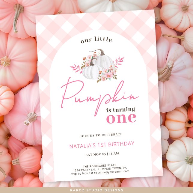 Convite Rapariga Floral Nossa Pequena Festa De primeiro an (Invite shown in 5 x 7 inches, choose size, paper, and corner style.)