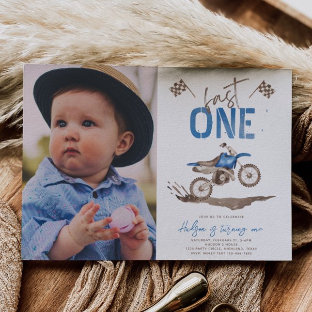 Convite Rápido de Camada de Uma Camisa Azul (Criador carregado)