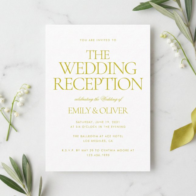 Convite Recepção de Casamento Moderna em Verde Chartreuse (Minimalist lime green stationery with bold serif typography shown in a clean lifestyle setting.)