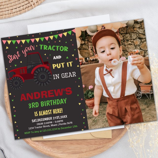 Convite Red Black Trator Birthday Invances com foto (Red Black Tractor Birthday Invitations with photo)