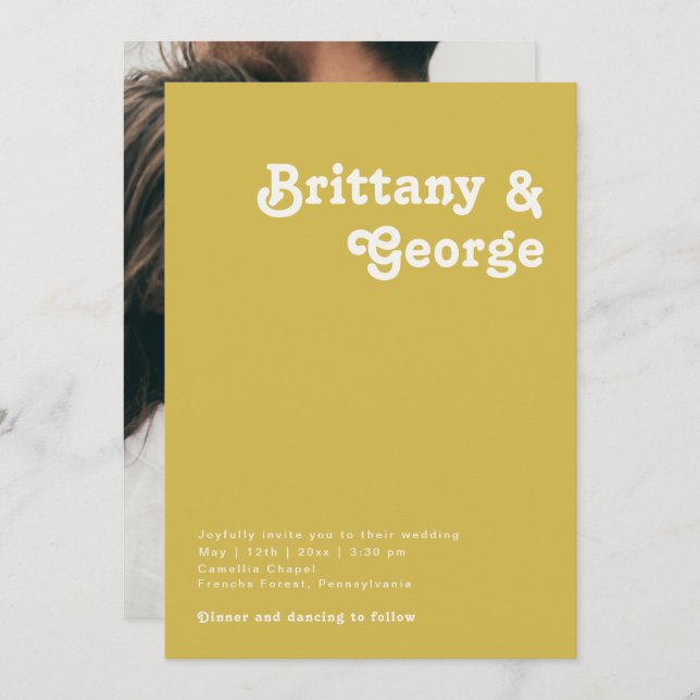 Convite Retro Beach | Monograma de Fotografias Douradas (Frente/Verso)